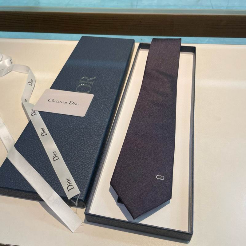 Dior tie SE 01