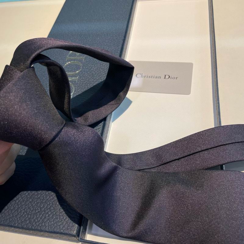 DIOR TIE SE(05)