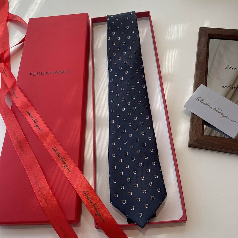 Ferragamo Tie SE(01)
