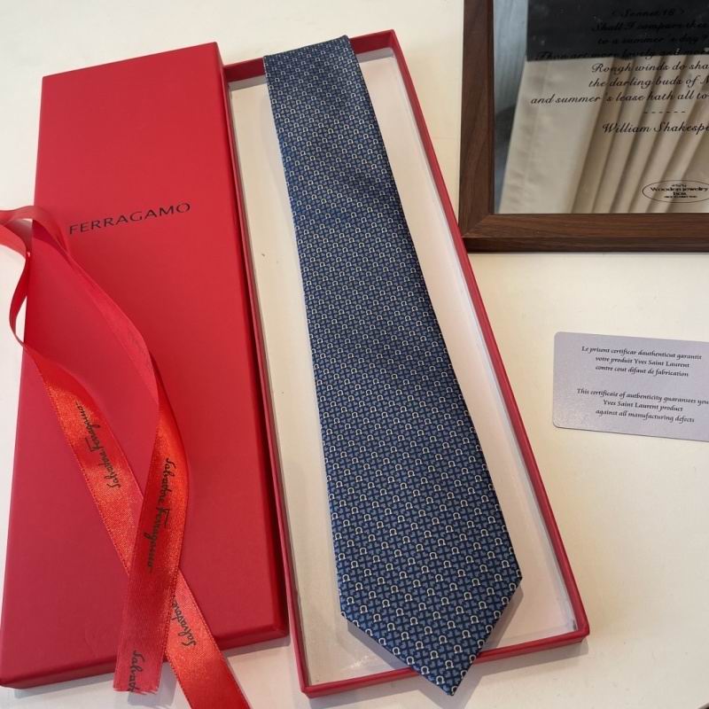 Ferragamo Tie SE(02)