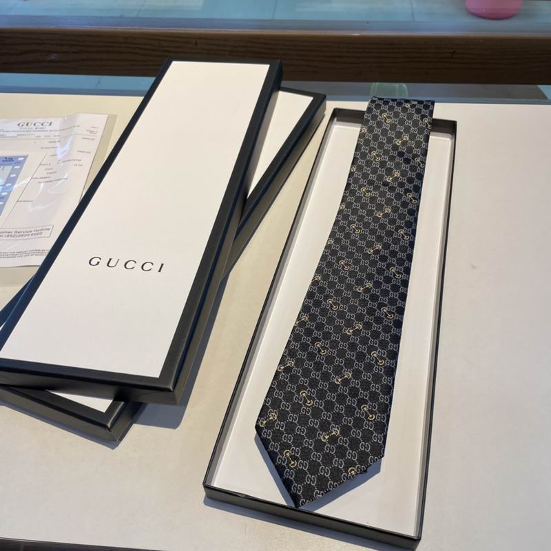 Gucci Tie SE(18)