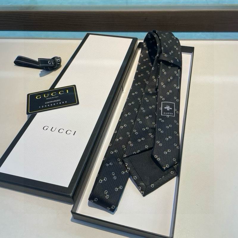 Gucci Tie SE(18)
