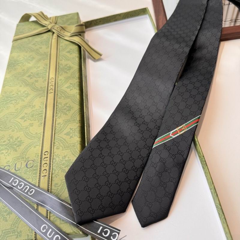 Gucci Tie SE(16)