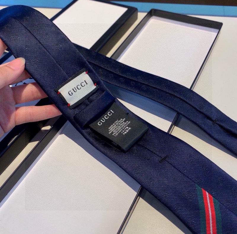 Gucci Tie SE(17)