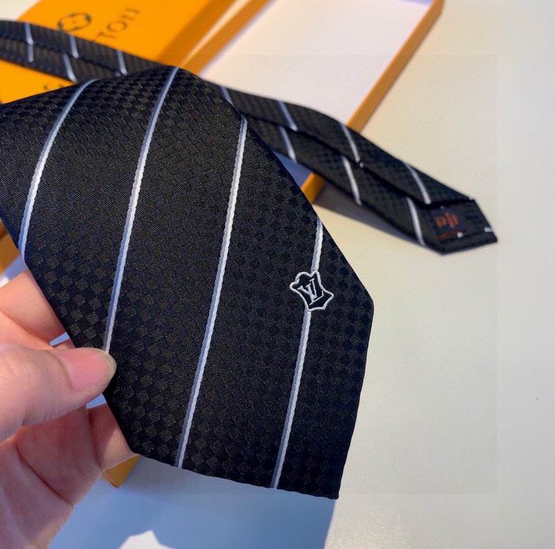 LV TIE SE(05)